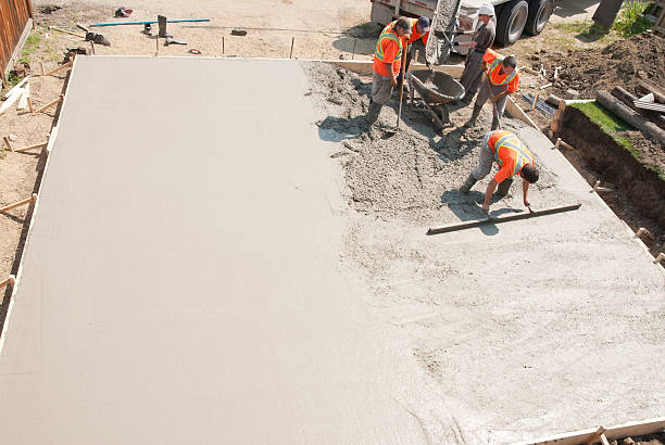 Best Concrete Sealing and Maintenance in Pinckneyvle, IL